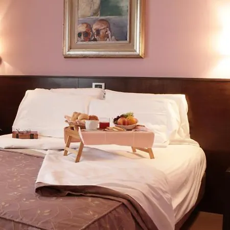 Hotel City 3* Piacenza