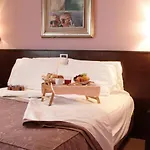 Hotel City 3* פיאצ'נצה