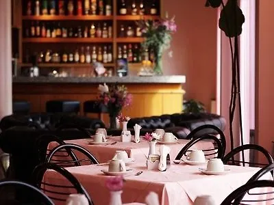 Hotel City Hotel 3*
