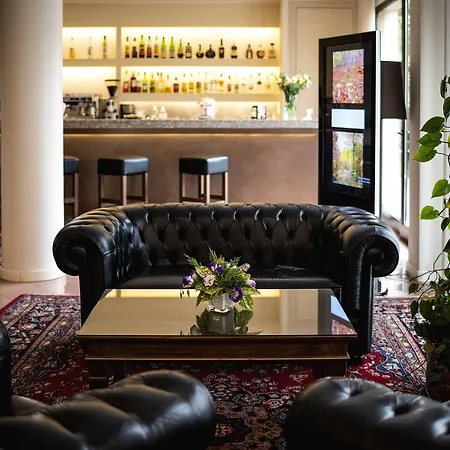 Hotel City 호텔 3*