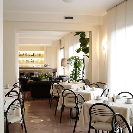 Hotel City 3* Piacenza