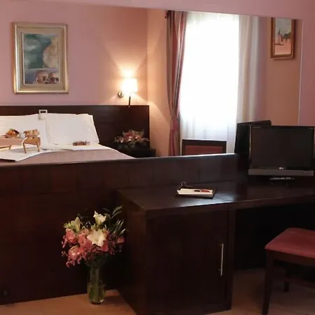 Hotel City Szálloda