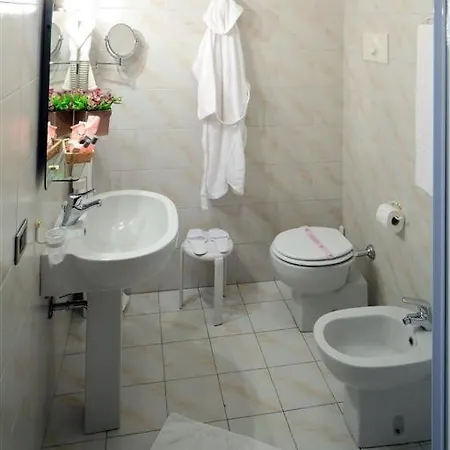 Hotel City 호텔 3*