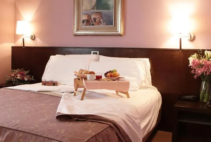 Hotel City 3* Placência