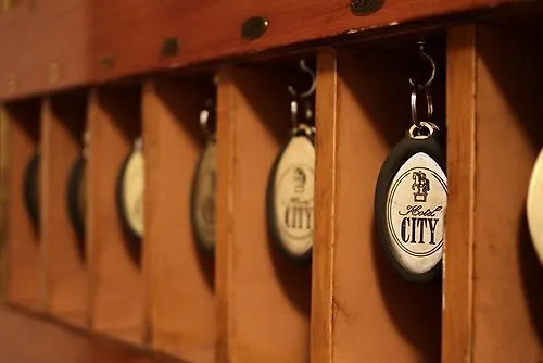 Hotel City פיאצ'נצה